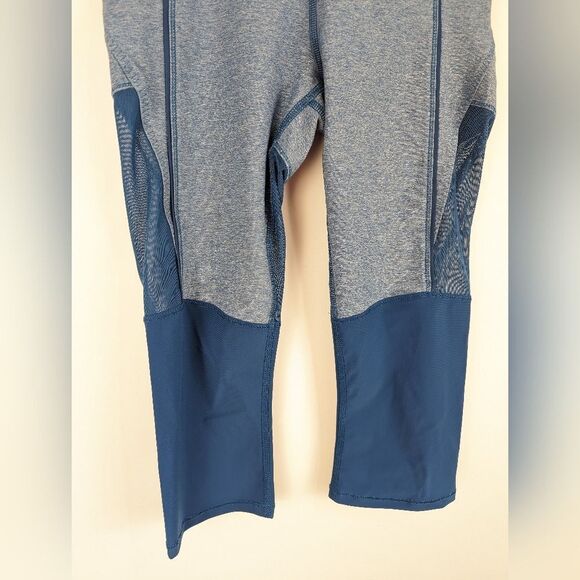 Lululemon blue mesh cropped athletic leggings women's size 4 - Picture 3 of 8